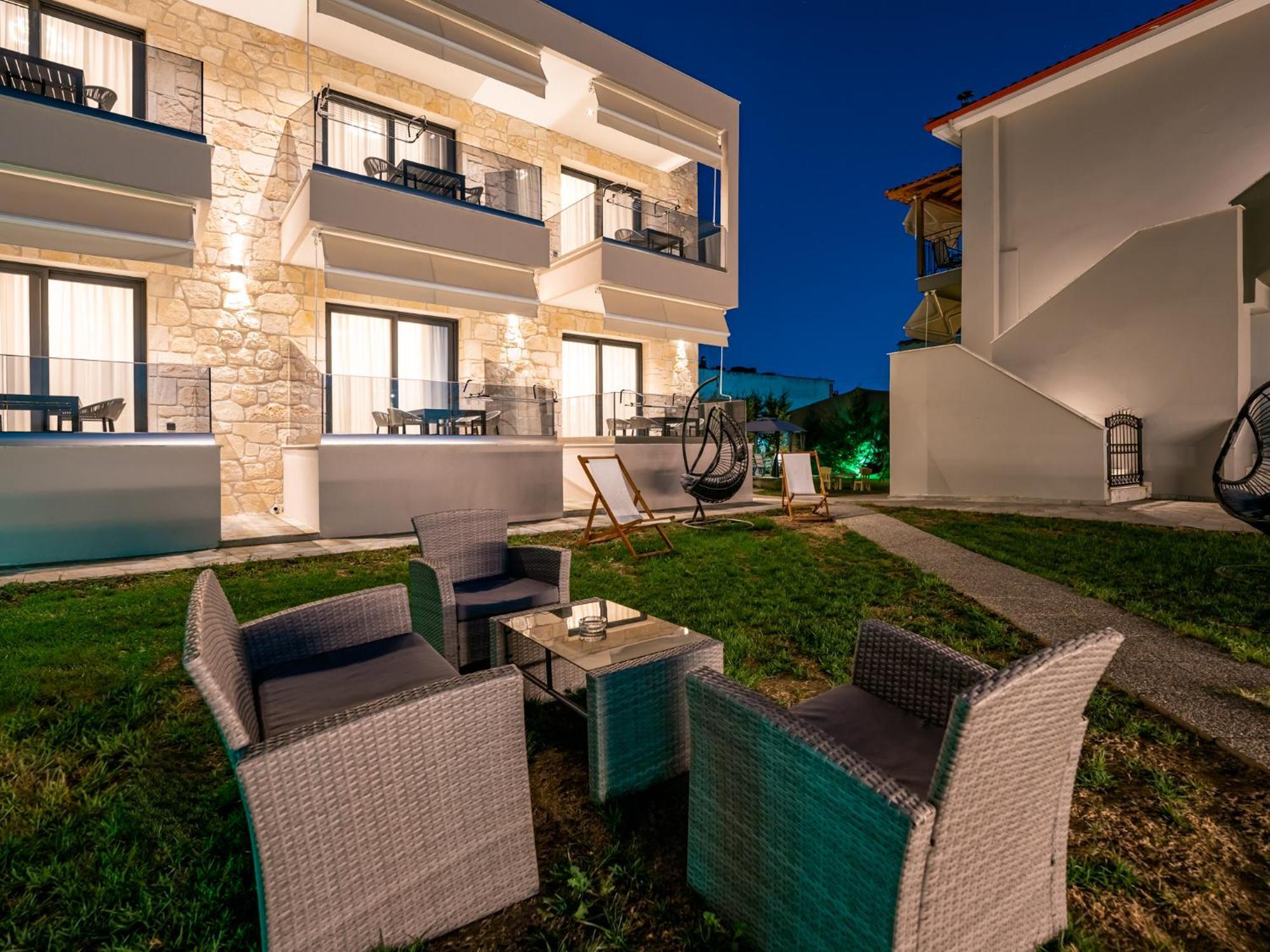 Antony'S Luxury Apartments Nikiti  Exteriér fotografie