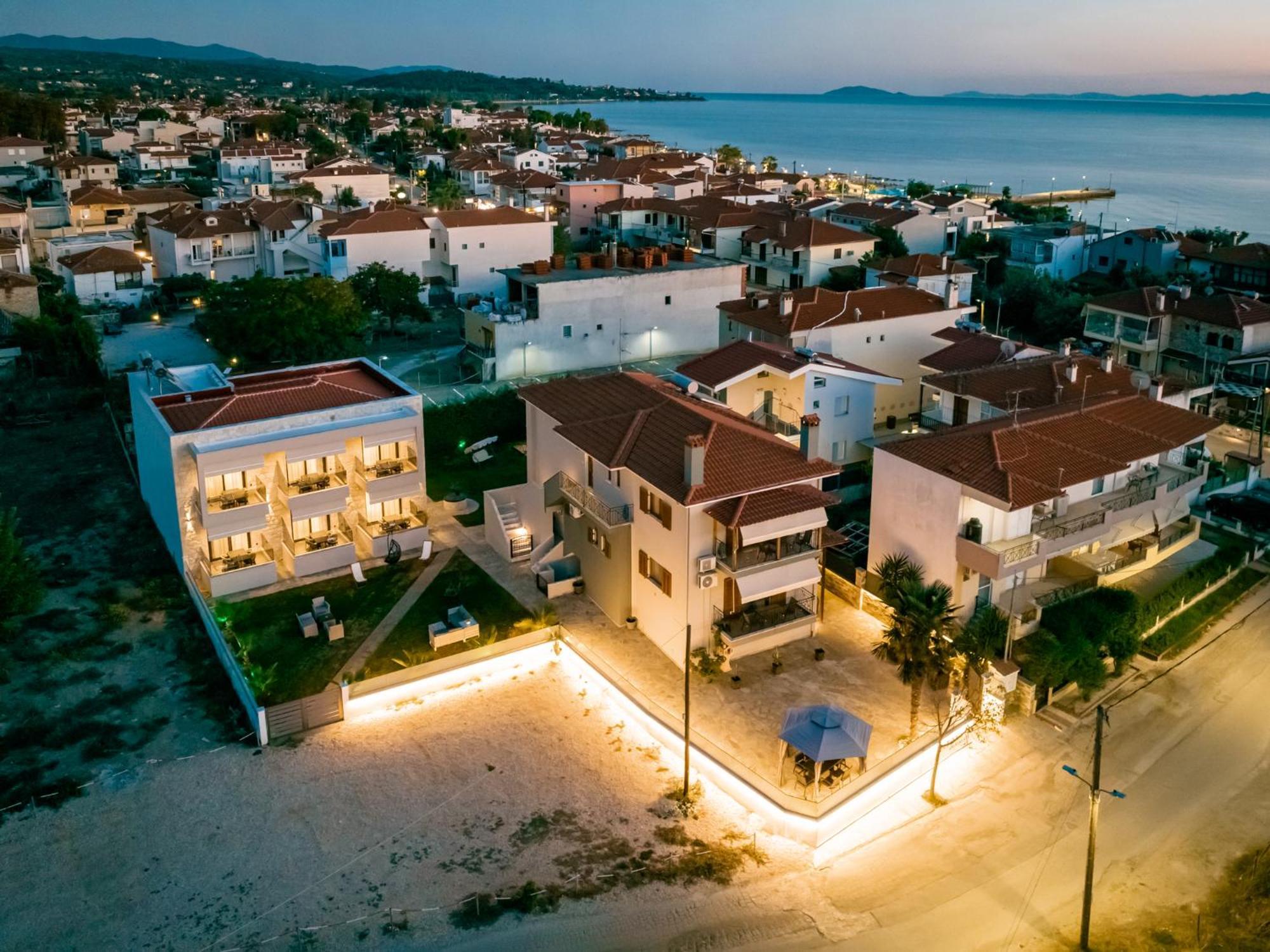 Antony'S Luxury Apartments Nikiti  Exteriér fotografie