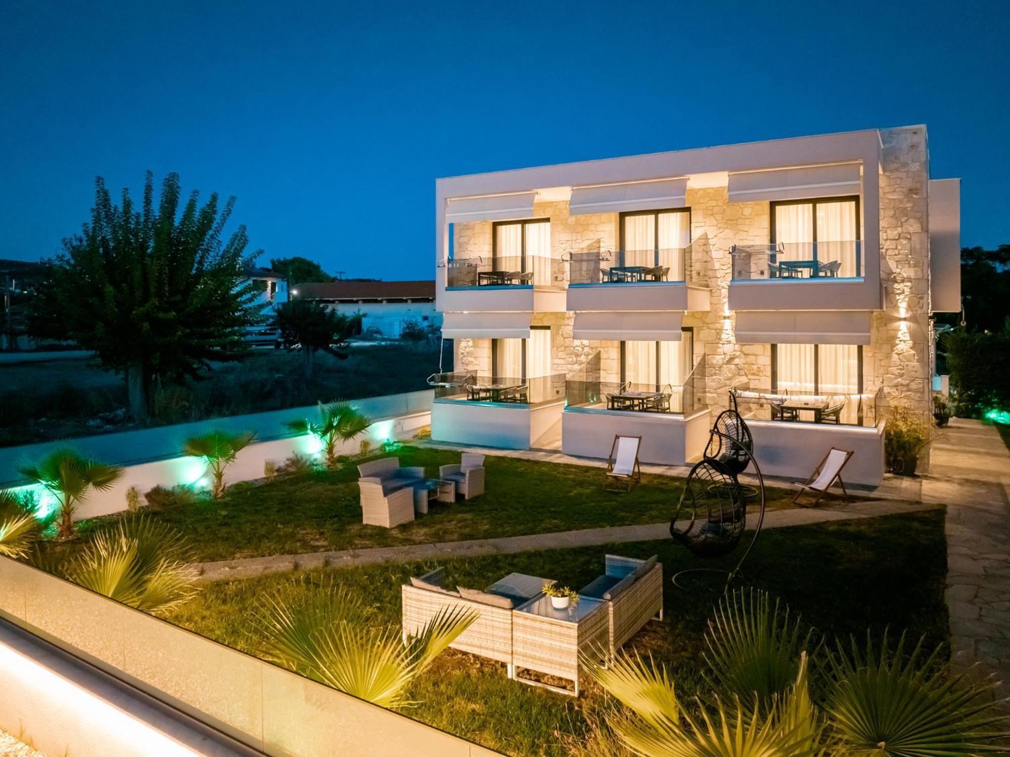 Antony'S Luxury Apartments Nikiti  Exteriér fotografie